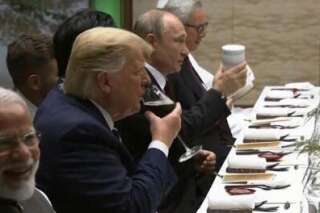 Au G20, Vladimir Poutine a apporté sa propre tasse de thé