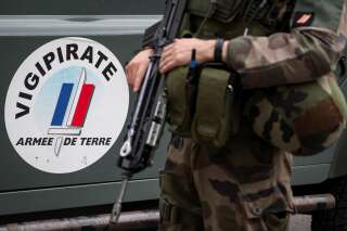 Attaque d'un militaire près du métro Châtelet à Paris: l'agresseur mis en examen