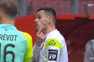Valenciennes-Sochaux: Jérôme Prior accuse Ousseynou Thioune de l'avoir mordu