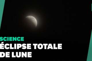 Les incroyables images de l'éclipse totale de Lune