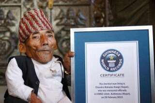 PHOTOS. Chandra Dangi, l'homme le plus petit du monde, est mort