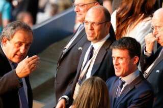 Manuel Valls à Berlin: l'UEFA confirme une discussion avec Michel Platini sur l'Euro 2016