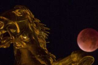 PHOTOS. Super-lune de sang: les plus belles images de ce phénomène exceptionnel