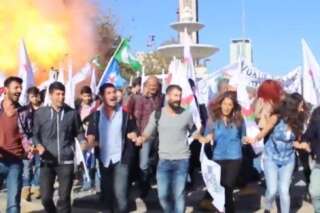 VIDEO. L'explosion en Turquie filmée en marge d'une manifestation pour la paix