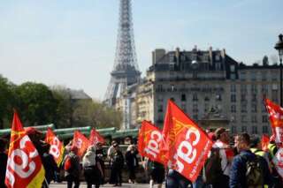 Manifestation anti-austérité à Paris: 32.000 manifestants selon la police, 120.000 selon les syndicats
