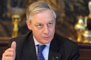 Taxe Tobin: le gouverneur de la Banque de France, Christian Noyer, pense qu'elle pose 