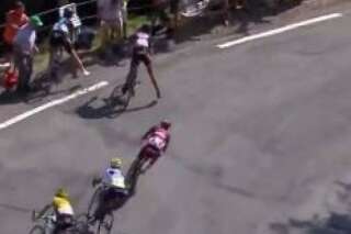 VIDÉO. La chute spectaculaire de Geraint Thomas lors de la 16e étape du Tour de France