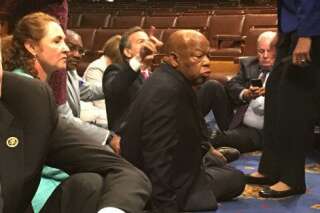 Pas de vote sur les armes au Congrès américain malgré un spectaculaire sit-in d'élus démocrates