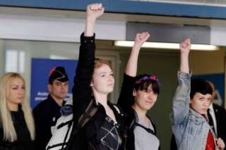Tunisie: Les trois Femen libérées dans la nuit à Tunis sont arrivées en France