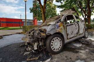 14 juillet: 721 voitures ont été brûlées et 603 personnes placées en garde à vue