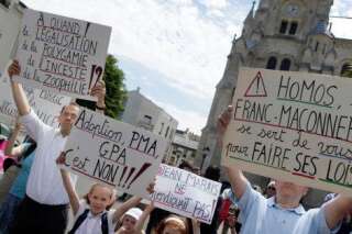 Un an après le mariage gay, la France attend toujours le déluge annoncé par les opposants