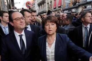 François Hollande sifflé et hué par des manifestants à son arrivée à Lille