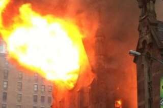PHOTOS. Un violent incendie ravage une cathédrale en plein Manhattan