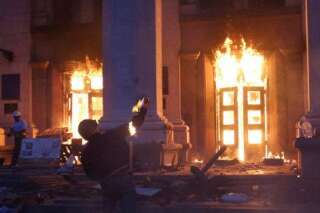 Ukraine: 31 morts dans un incendie après des affrontements à Odessa, nombreuses victimes après l'assaut de l'armée ukrainienne à Slaviansk