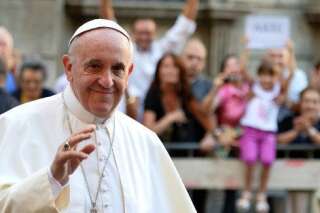 Le pape François aide-t-il les sans-abris incognito pendant la nuit?