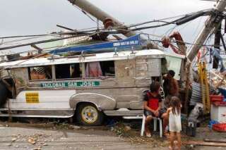 VIDÉOS. Au moins 1200 morts après le passage du super typhon Haiyan aux Philippines, selon la Croix Rouge