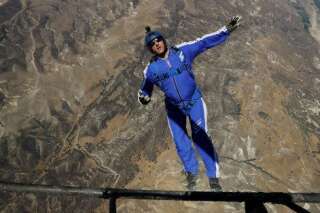 Red Bull n'a pas voulu sponsoriser le saut sans parachute de Luke Aikins, jugé trop dangereux