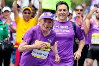 A 92 ans, elle termine un marathon et bat un nouveau record