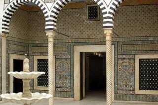 Attaque du musée du Bardo à Tunis: deux touristes espagnols et un guide retrouvés après avoir passé la nuit au musée