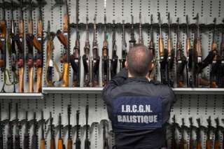 Un plan contre le trafic d'armes: les chiffres à connaître sur la circulation des armes à feu en France
