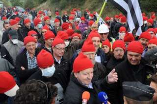Écotaxe: les bonnets rouges, de la FDSEA et Armor Lux à la droitosphère