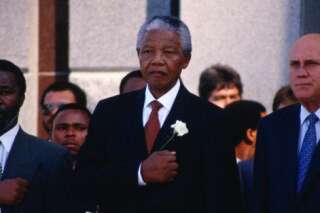 Mandela, un nom, un homme, une mission: sauver une nation d'elle-même