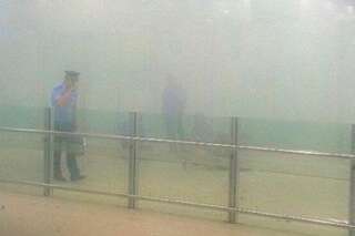 PHOTOS. Chine: à l'aéroport de Pekin, un homme en chaise roulante fait exploser une bombe