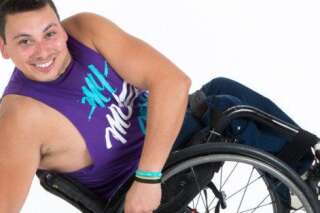 Ce professeur de zumba en fauteuil roulant donne des cours dans le monde entier