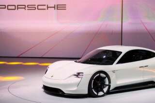 PHOTOS. Salon de Francfort 2015: Audi, Porsche, BMW... Les géants allemands se lancent dans l'électrique pour contrer Tesla