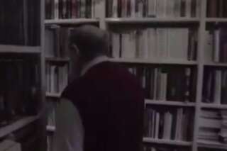 VIDÉO. Une vidéo montrant Umberto Eco arpentant son impressionnante bibliothèque