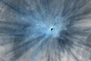 PHOTO. Mars : une sonde de la Nasa capture l'image d'un spectaculaire cratère