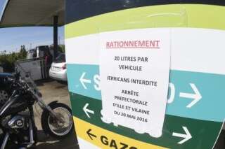 Les préfectures de l'ouest lèvent leurs restrictions d'achat de carburant
