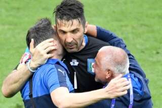 Malgré la victoire de l'Italie, Gianluigi Buffon pleure son idole Bud Spencer mort à l'âge de 86 ans