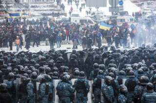 PHOTOS. Ukraine: les violents affrontements à Kiev font cinq morts et 300 blessés