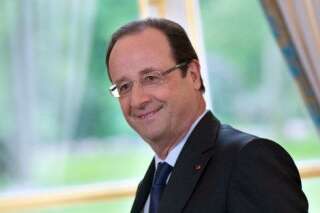 Hollande auprès des parlementaires PS après sa conférence de presse