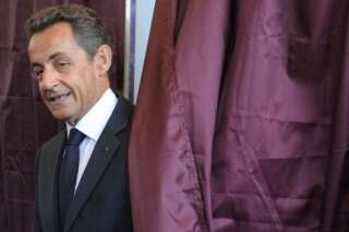 Sur Facebook, Nicolas Sarkozy annonce son retour et sa candidature à la présidence de l'UMP
