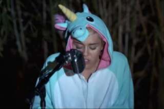 VIDÉO. Miley Cyrus chante pour son poisson mort
