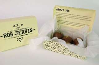 Le CV original en forme de boîte de chocolats, la bonne idée d'un designer anglais, Rob Jervis