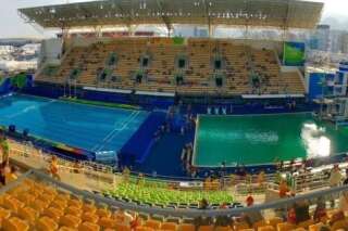 L'eau du bassin olympique de plongeon vire au vert... et on ne sait pas pourquoi