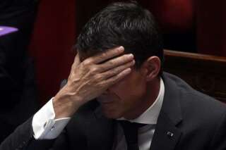 A un mois des régionales, le gouvernement Valls surfe de renoncement en renoncement