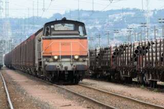 Autoroute ferroviaire Atlantique: le gouvernement renonce au projet, annonce Alain Vidalies