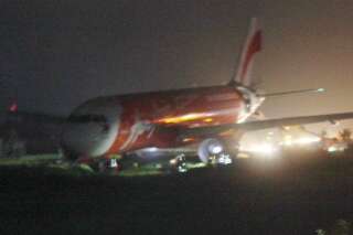 Un avion AirAsia rate son atterrissage aux Philippines, les passagers évacués