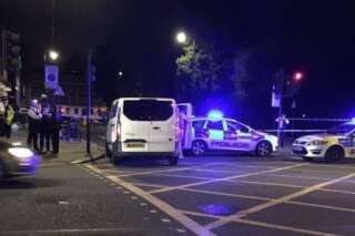 Une attaque au couteau fait un mort et 5 blessés à Londres, la police écarte la piste terroriste