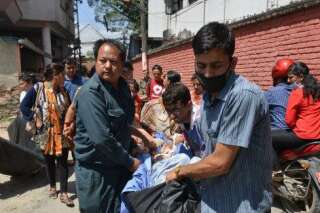 Un nouveau séisme au Népal de magnitude 7,4 est ressenti jusqu'en Inde