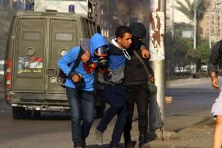 Égypte: un groupe inspiré par Al-Qaïda revendique les attentats du Caire, tension pour le troisième anniversaire de la révolte de 2011