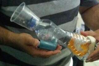 Asthme: un enfant victime d'une crise sauvé par un docteur... avec une bouteille en plastique