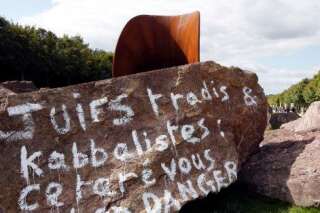 La sculpture d'Anish Kapoor vandalisée à Versailles va conserver les inscriptions antisémites