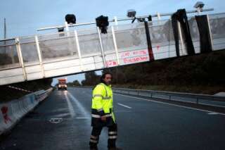Bonnets rouges: des militants bretons jugés pour destruction de portique écotaxe et association de malfaiteurs