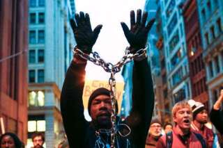 PHOTOS. Violences policières contre les Noirs aux Etats-Unis: des milliers d'Américains manifestent