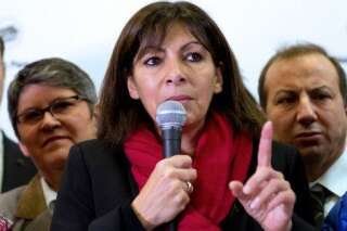 Municipales à Paris: Anne Hidalgo creuse l'écart avec NKM au 1er comme au 2nd tour, selon un sondage